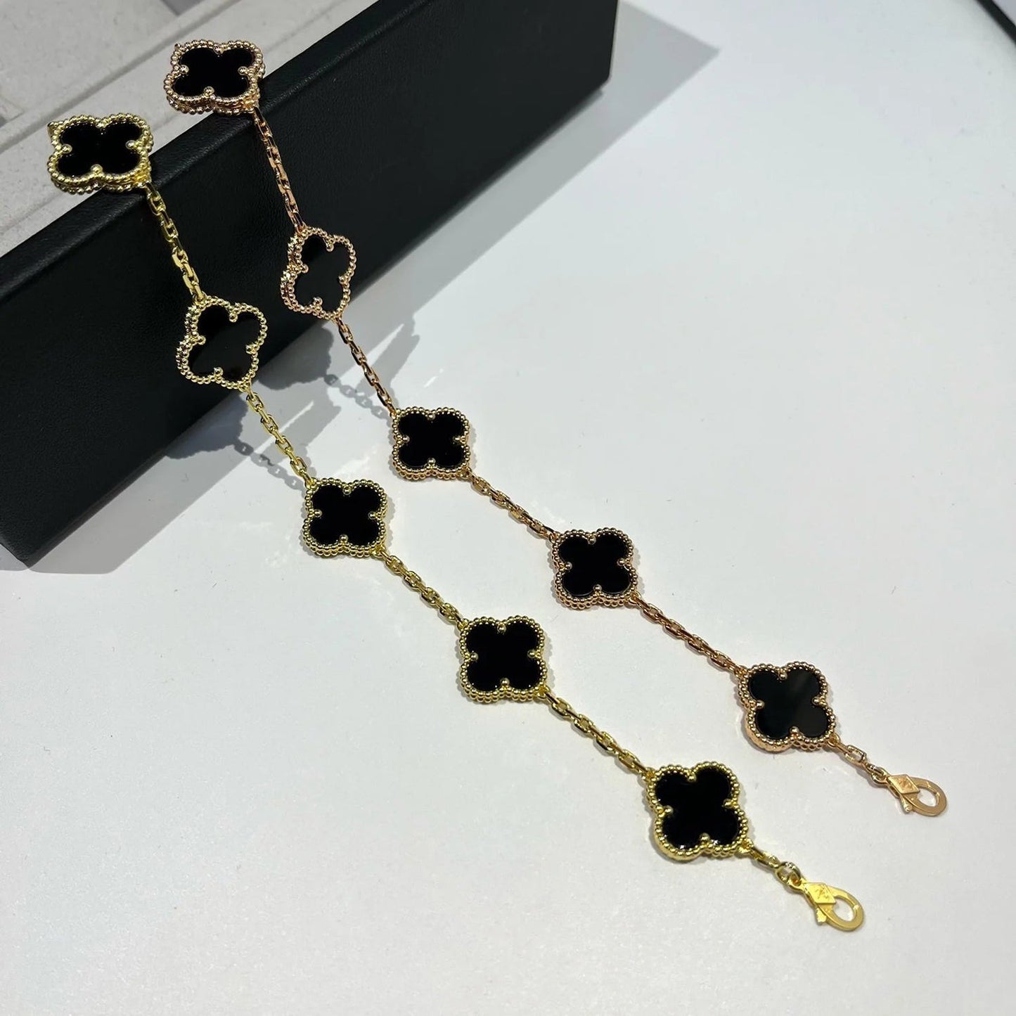 [LuxJewelry]CLOVER  5 MOTIFS BLACK ONYX BRACELET
