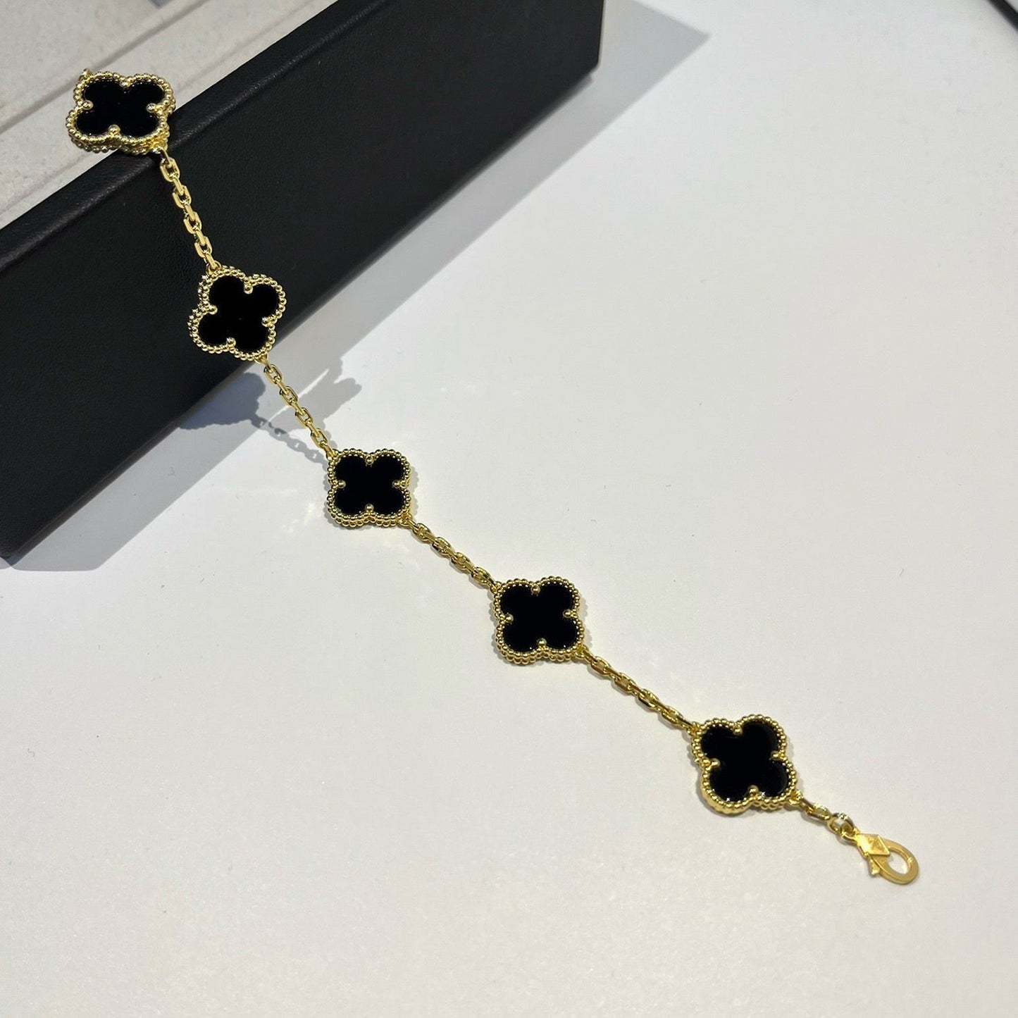 [LuxJewelry]CLOVER  5 MOTIFS BLACK ONYX BRACELET