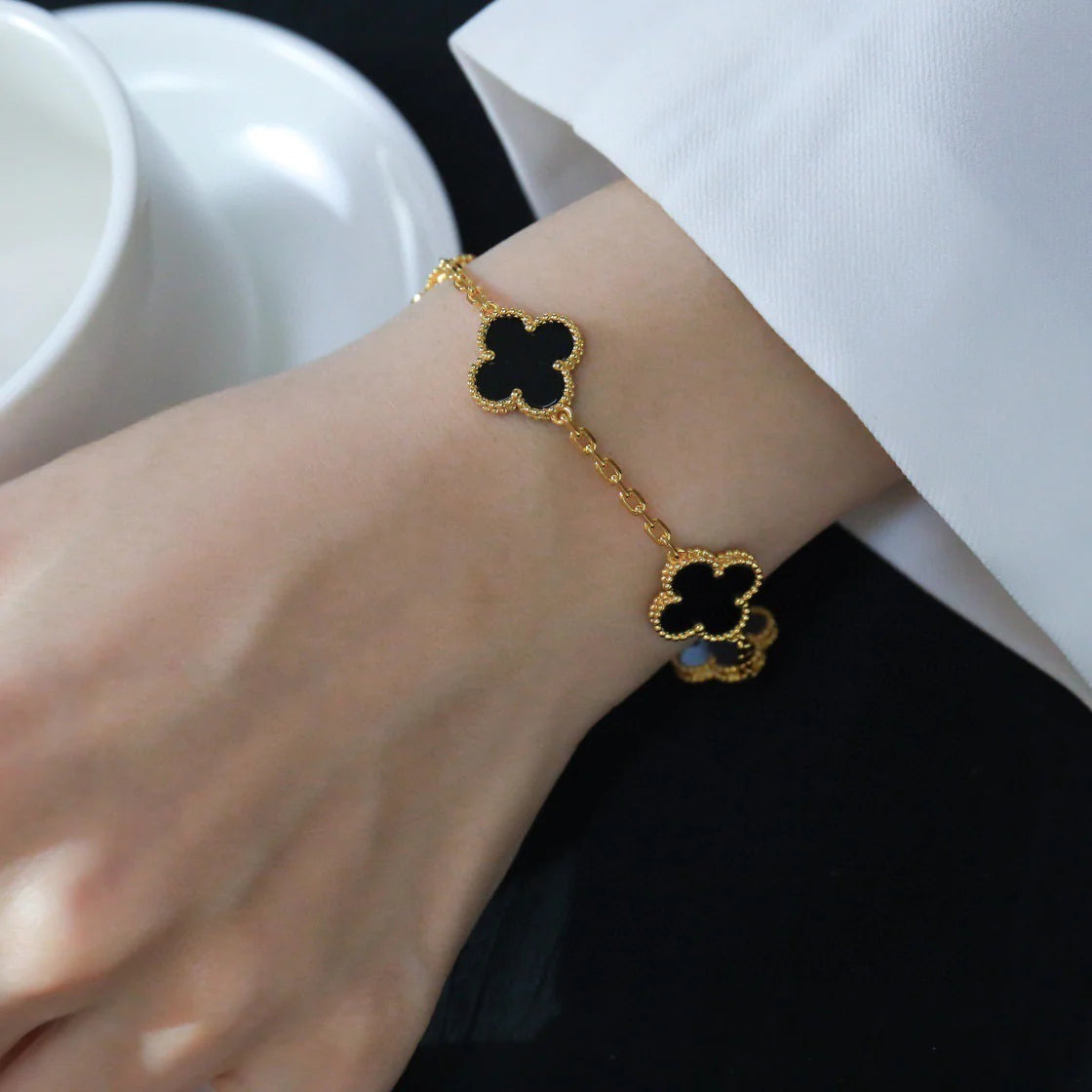 [LuxJewelry]CLOVER  5 MOTIFS BLACK ONYX BRACELET