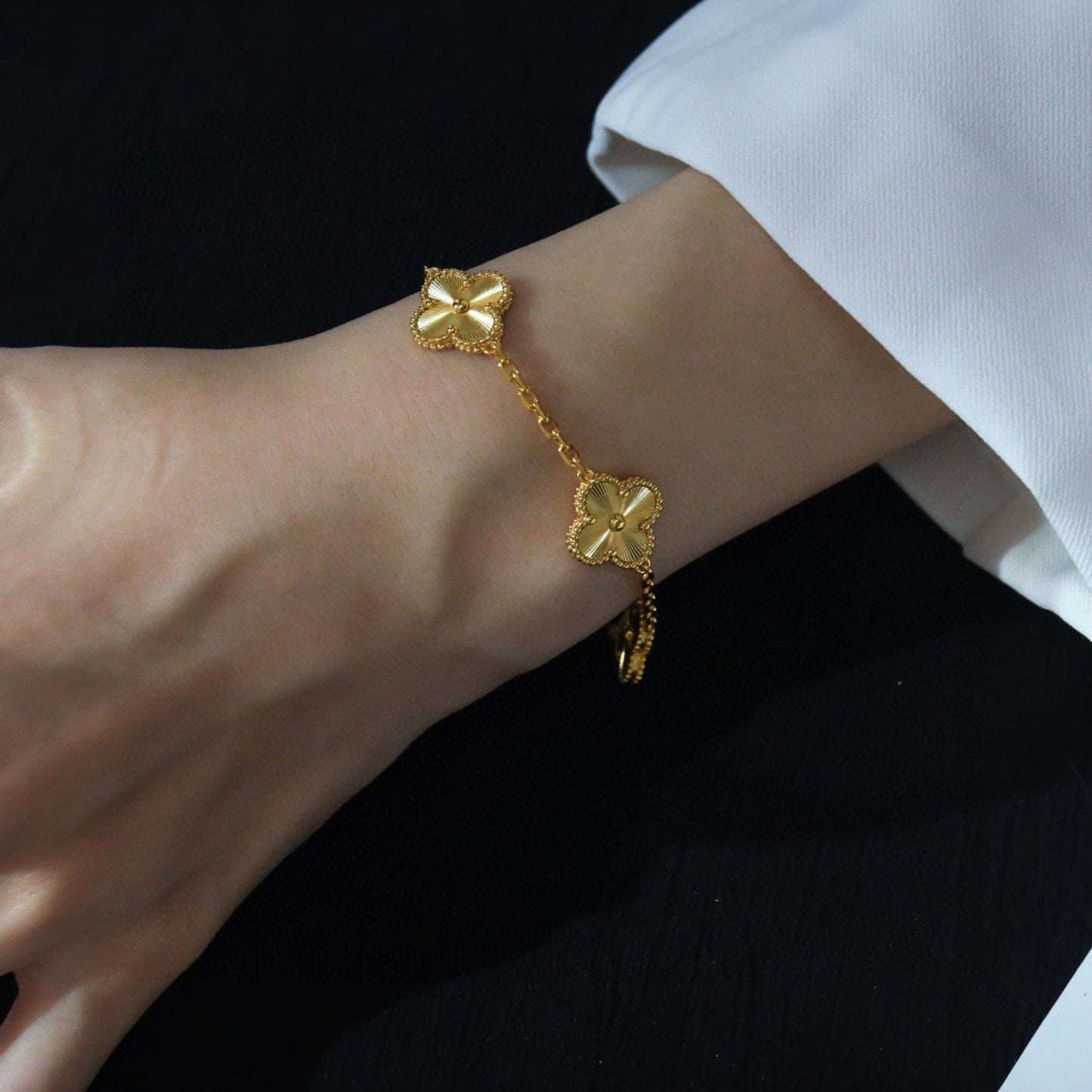 [LuxJewelry]CLOVER 5 FLOWERS LASER BRACELET