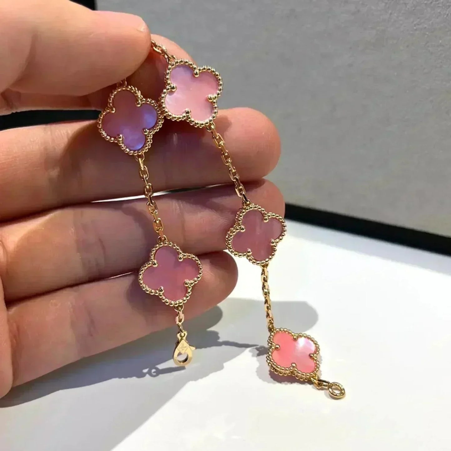 [LuxJewelry]CLOVER 5 PINK MOP BRACELET