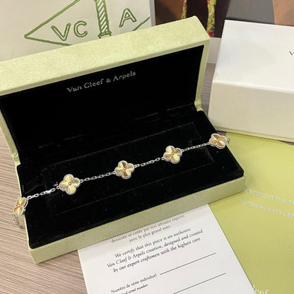 [LuxJewelry]CLOVER  5 MOTIFS  CHRISTMAS LIMITED EDITION BRACELET