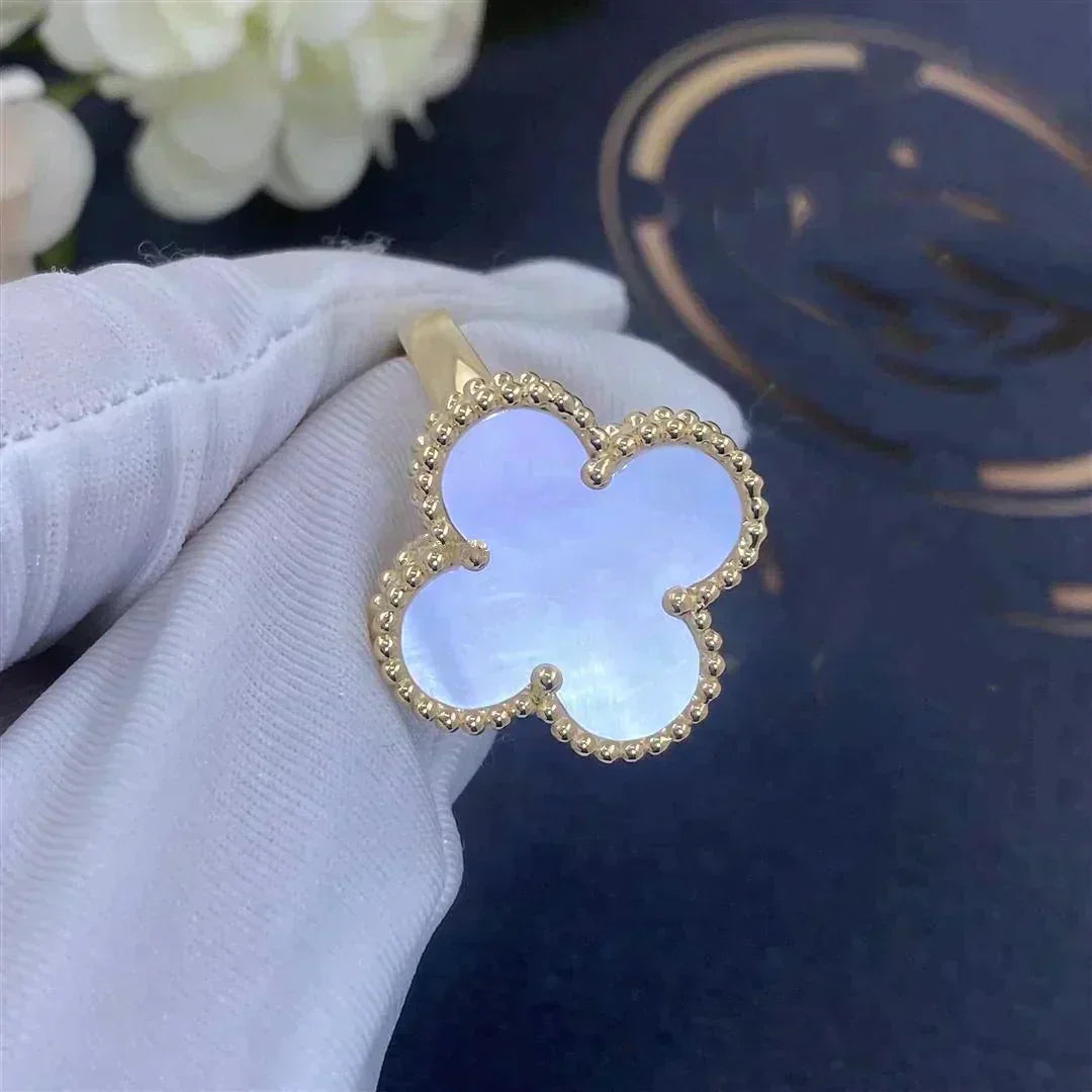 [LuxJewelry]CLOVER WHITE MOP RING