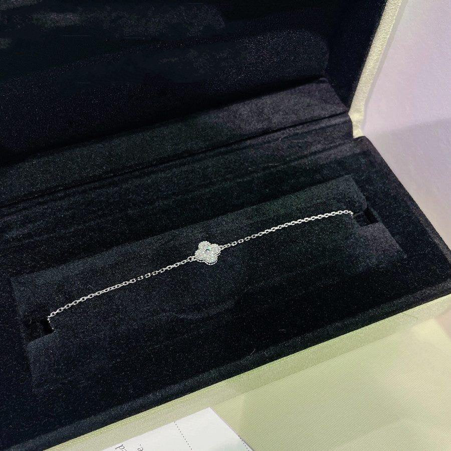 [LuxJewelry]CLOVER  SINGLE FLOWER BRACELET SILVER