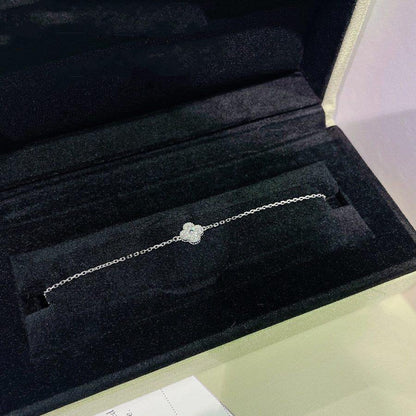 [LuxJewelry]CLOVER  SINGLE FLOWER BRACELET SILVER