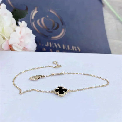 [LuxJewelry]CLOVER ONYX SINGLE FLOWER BRACELET