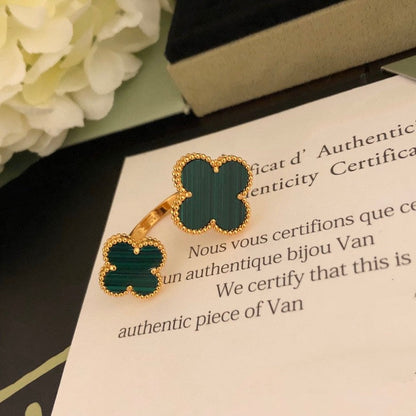 [LuxJewelry]CLOVER BETWEEN THE FINGER RING
