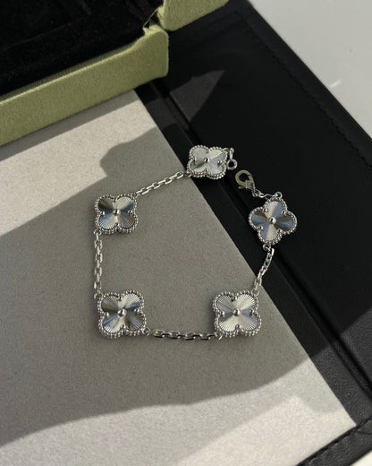 [LuxJewelry]CLOVER SILVER 5 MOTIFS BRACELET